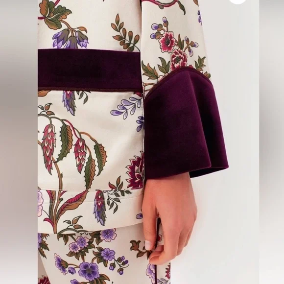 Tuckernuck Chantilly Floral Blazer and Matching Pants Size XL - Picture 4 of 14